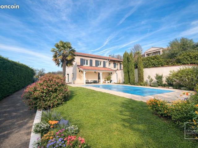 Maison 5 pièces 133 m²