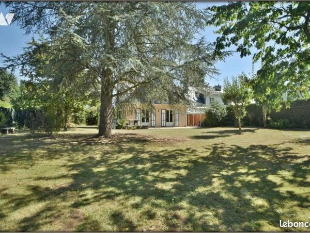 Maison 5 pièces 133 m²