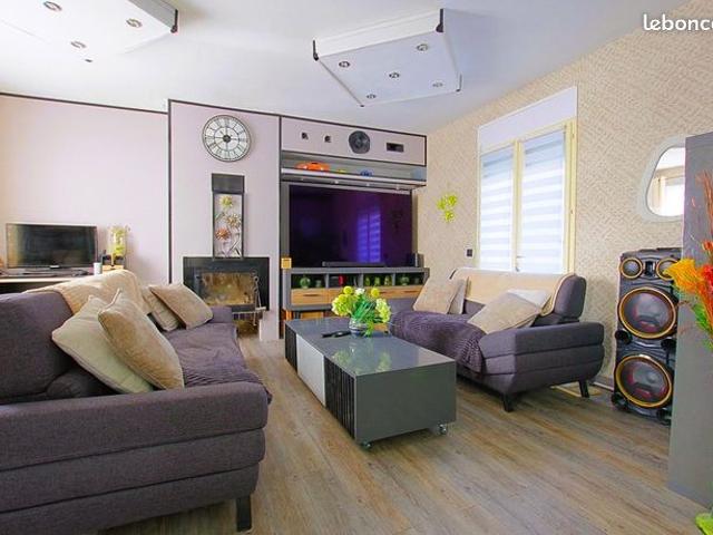 Maison 5 pièces 144 m²