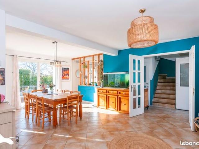 Maison 5 pièces 144 m²