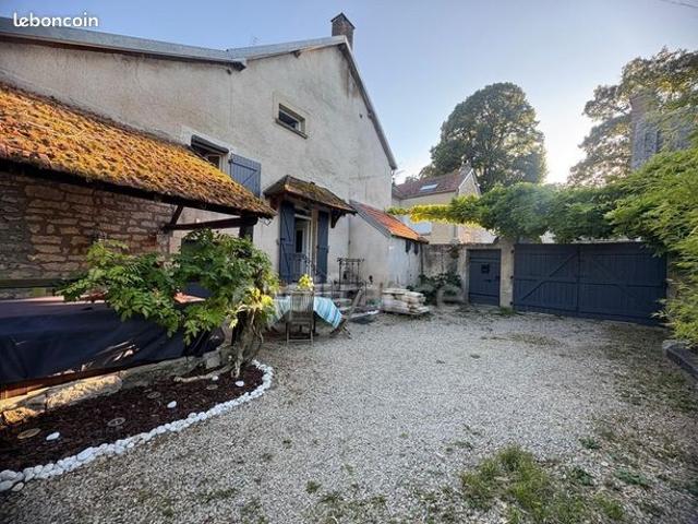 Maison 5 pièces 144 m²