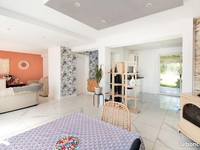 Maison 5 pièces 144 m²