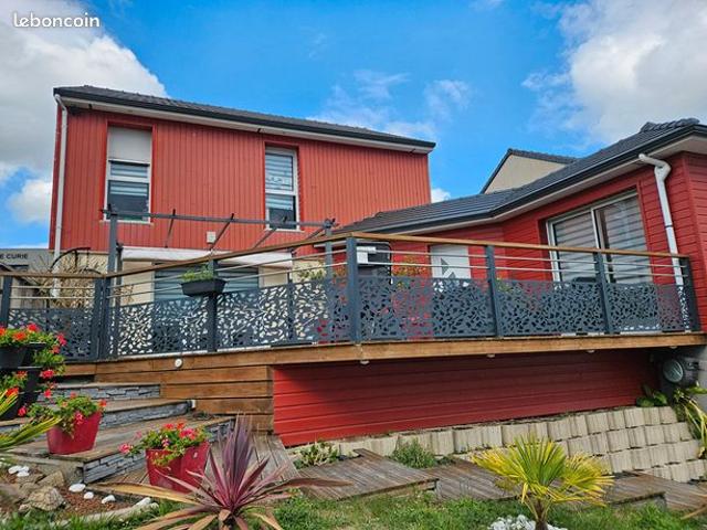 Maison 5 pièces 144 m²