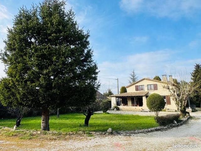 Maison 5 pièces 144 m²