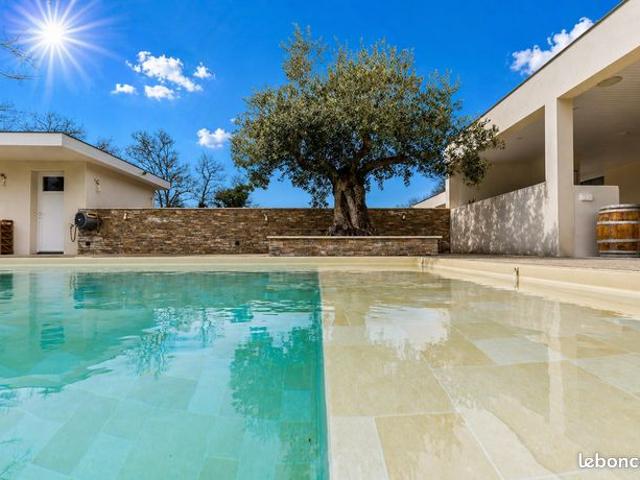 Maison 5 pièces 144 m²
