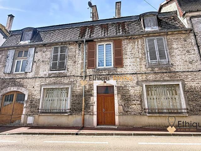 Maison 5 pièces 144 m²