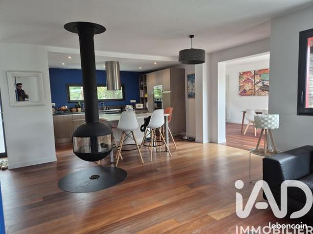 Maison 5 pièces 144 m²