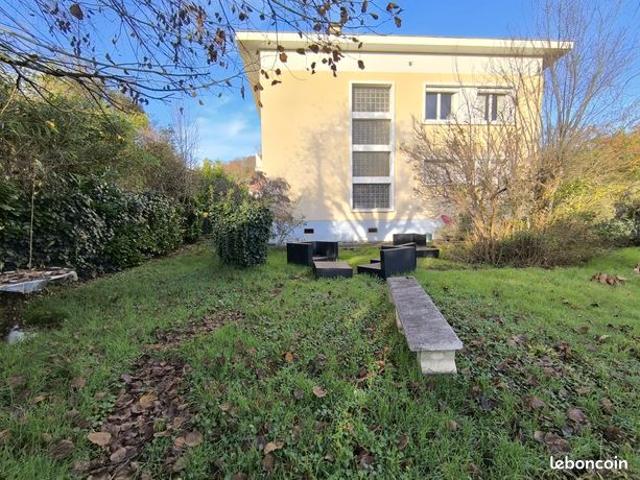 Maison 5 pièces 144 m²