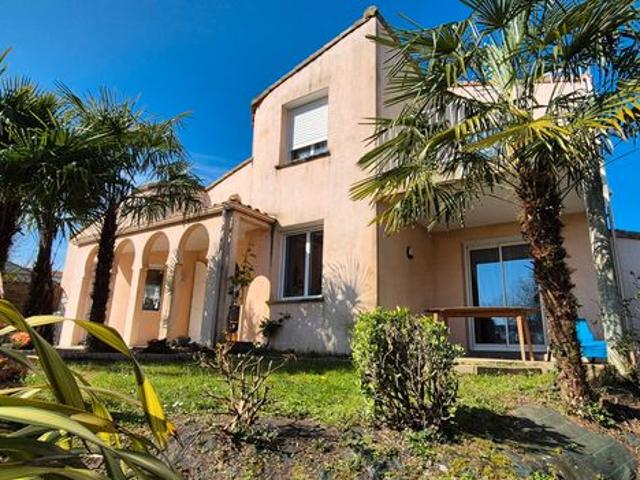 Maison 5 pièces 144 m²