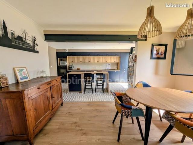 Maison 5 pièces 144 m²