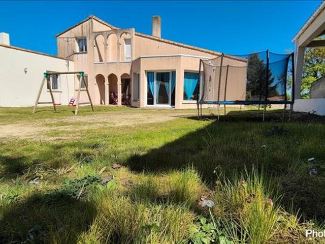 Maison 5 pièces 144 m²