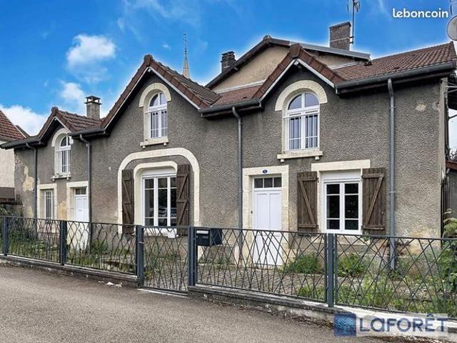 Maison 5 pièces 144 m²