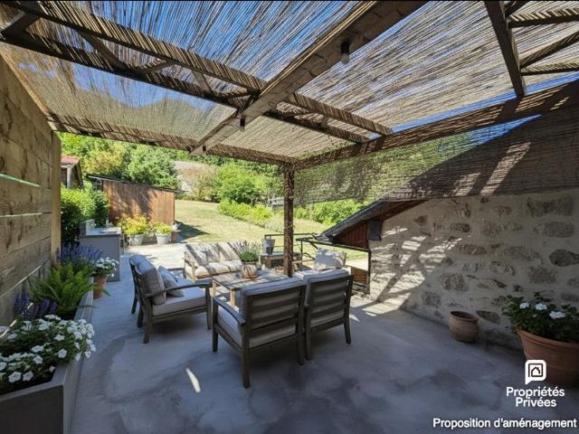 Maison 5 pièces 144 m²