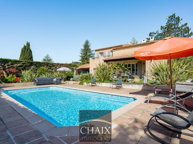 Maison 5 pièces 144 m²