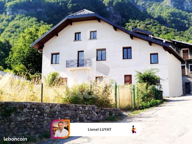 Maison 5 pièces 144 m²