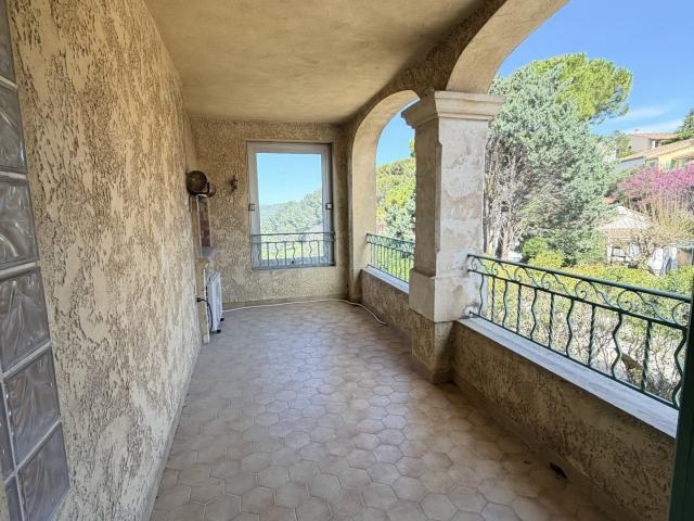 Maison 5 pièces 144 m²
