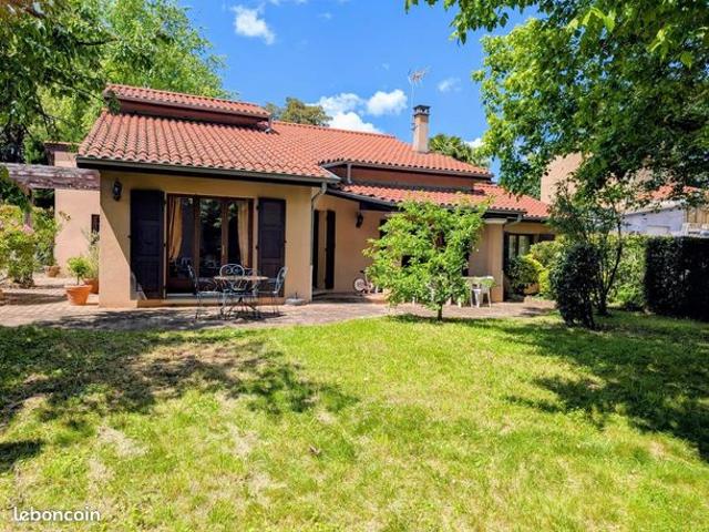 Maison 5 pièces 144 m²
