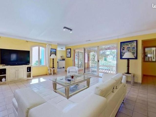 Maison 5 pièces 144 m²