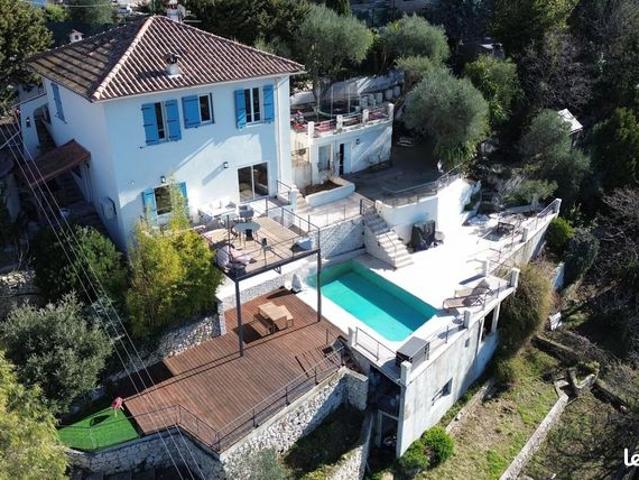 Maison 5 pièces 144 m²