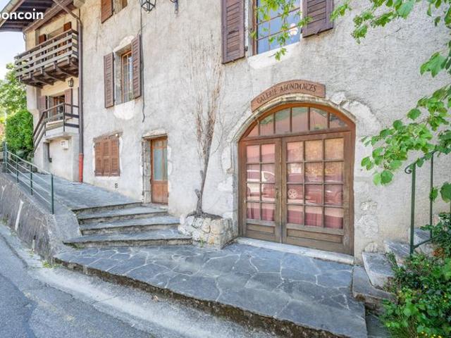 Maison 5 pièces 144 m²