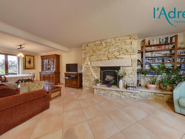 Maison 5 pièces 144 m²