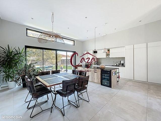 Maison 5 pièces 144 m²