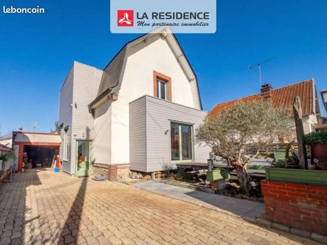 Maison 5 pièces 144 m²