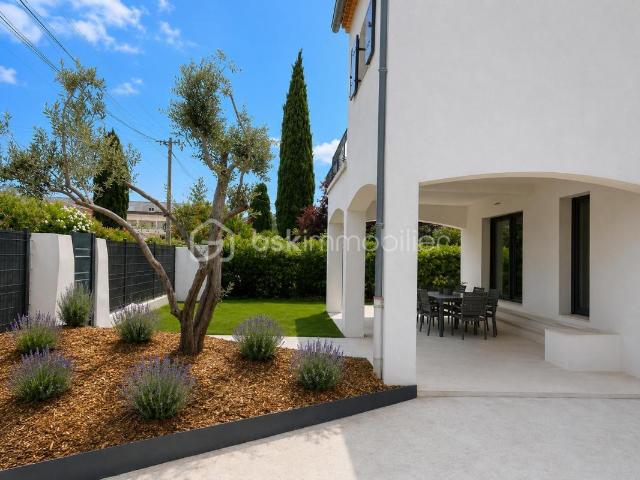 Maison 5 pièces 144 m²
