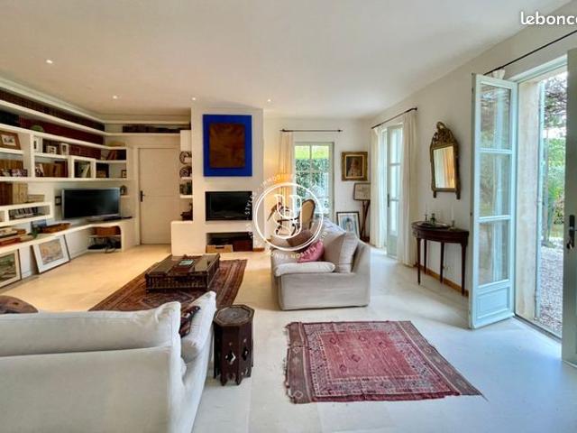 Maison 5 pièces 144 m²
