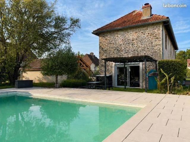 Maison 5 pièces 144 m²