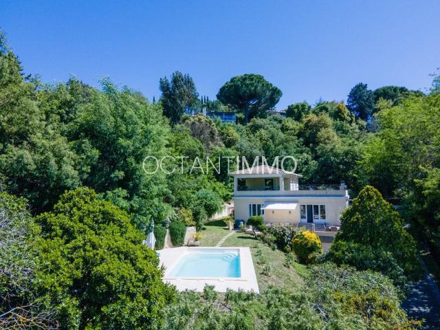 Maison 5 pièces 144 m²