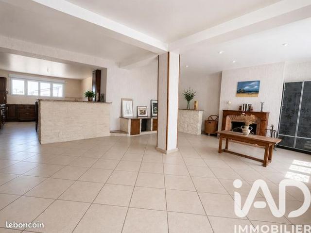 Maison familiale 5 pièces 144 m²