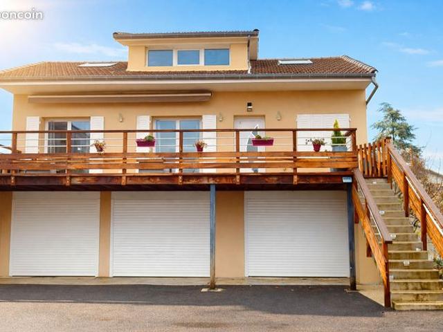 Maison 5 pièces 144 m²