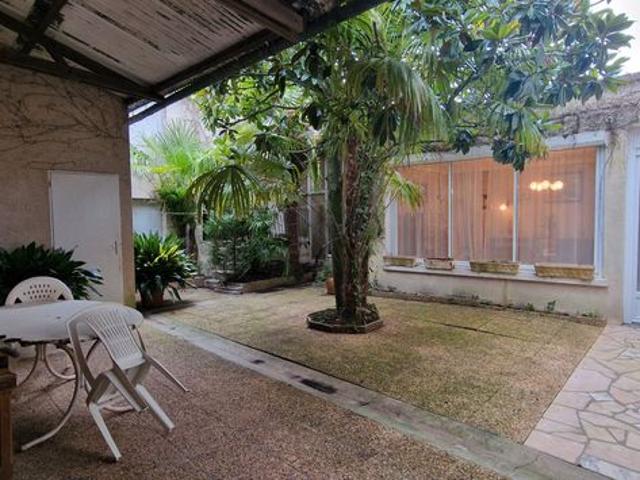 Maison 5 pièces 144 m²