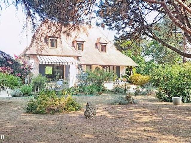 Maison 5 pièces 144 m²