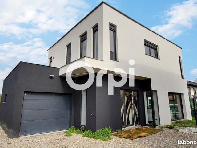 Maison 5 pièces 144 m²