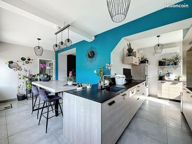 Maison 5 pièces 144 m²