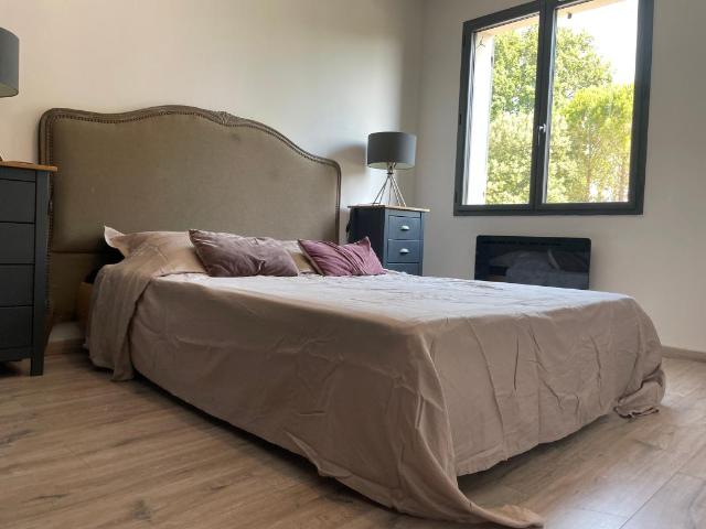 Maison 5 pièces, 144 m² à louer à Carpentras 84200