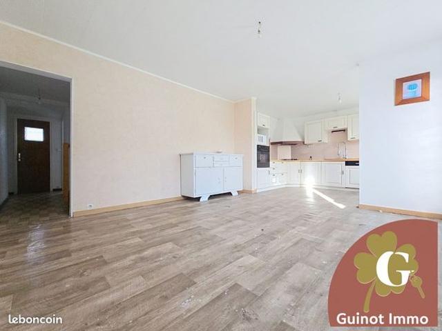 Maison 5 pièces 145 m²