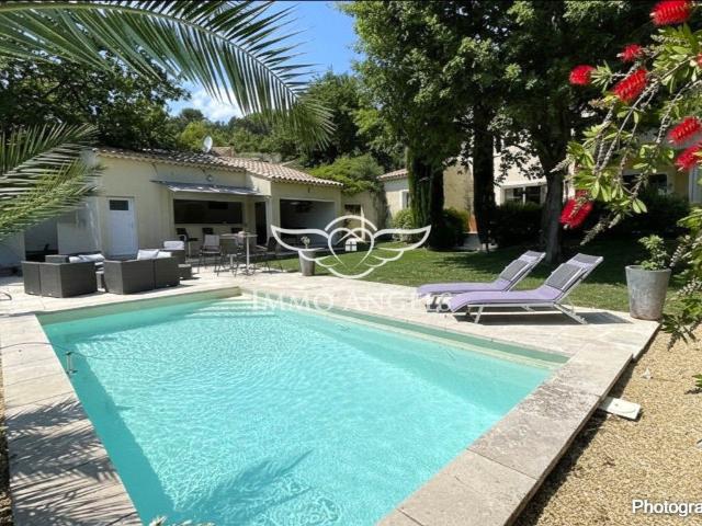 Maison 5 pièces 145 m²