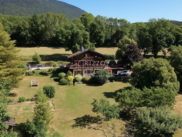 Maison 5 pièces 145 m²