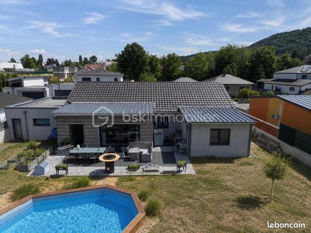 Maison 5 pièces 145 m²