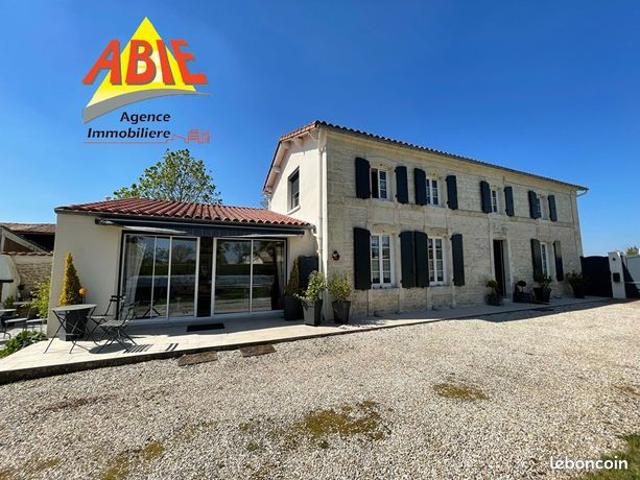 Maison 5 pièces 145 m²