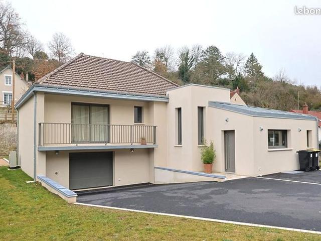Maison 5 pièces 145 m²