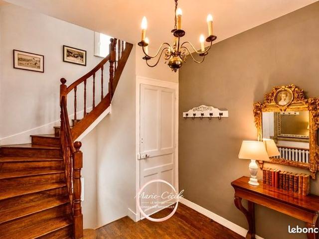 Maison 5 pièces 145 m²