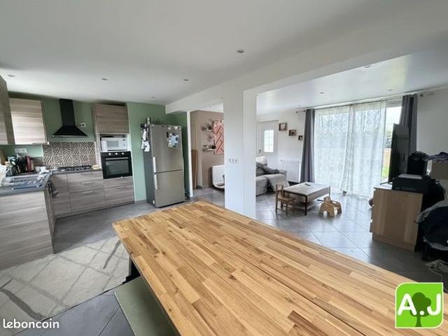 Maison 5 pièces 145 m²