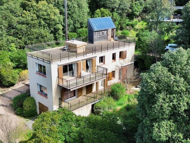 Maison 5 pièces 145 m²