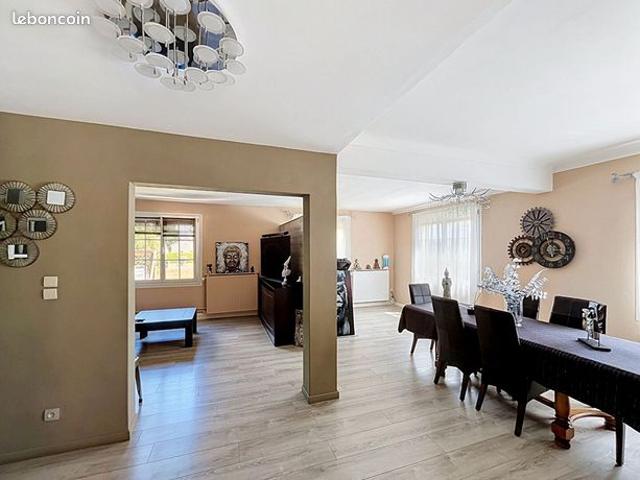 Maison 5 pièces 145 m²