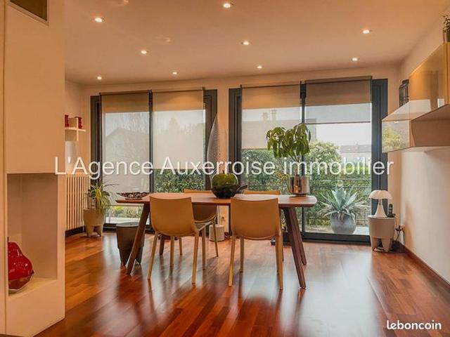 Maison 5 pièces 145 m²