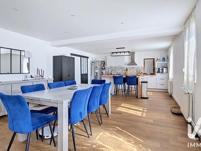 Maison 5 pièces 145 m²